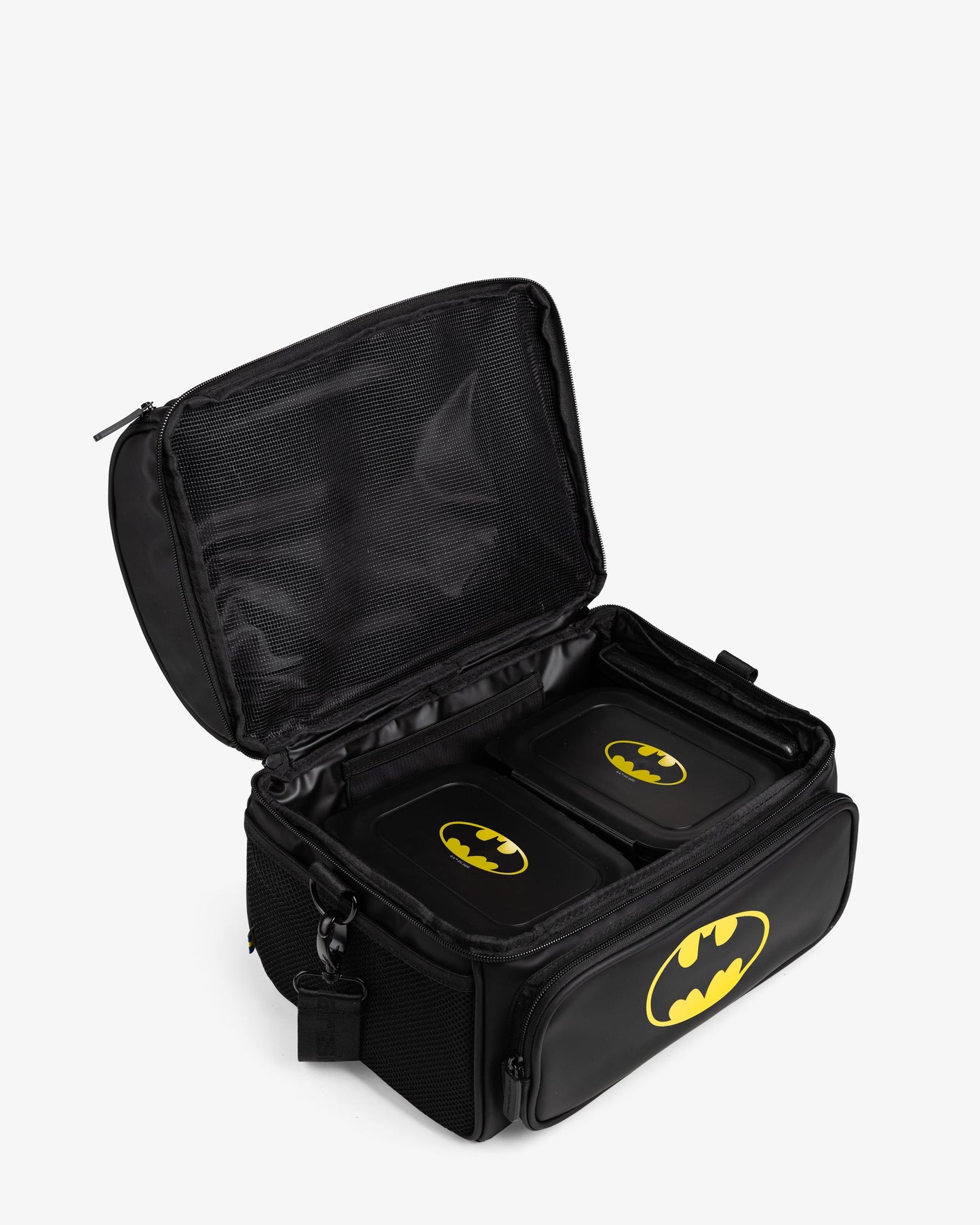 meal-prep-bag-batman-with-4-food-containers-and-2-ice-packs-h5 Smartshake_Meal_Prep_Bag_Batman_open.jpg