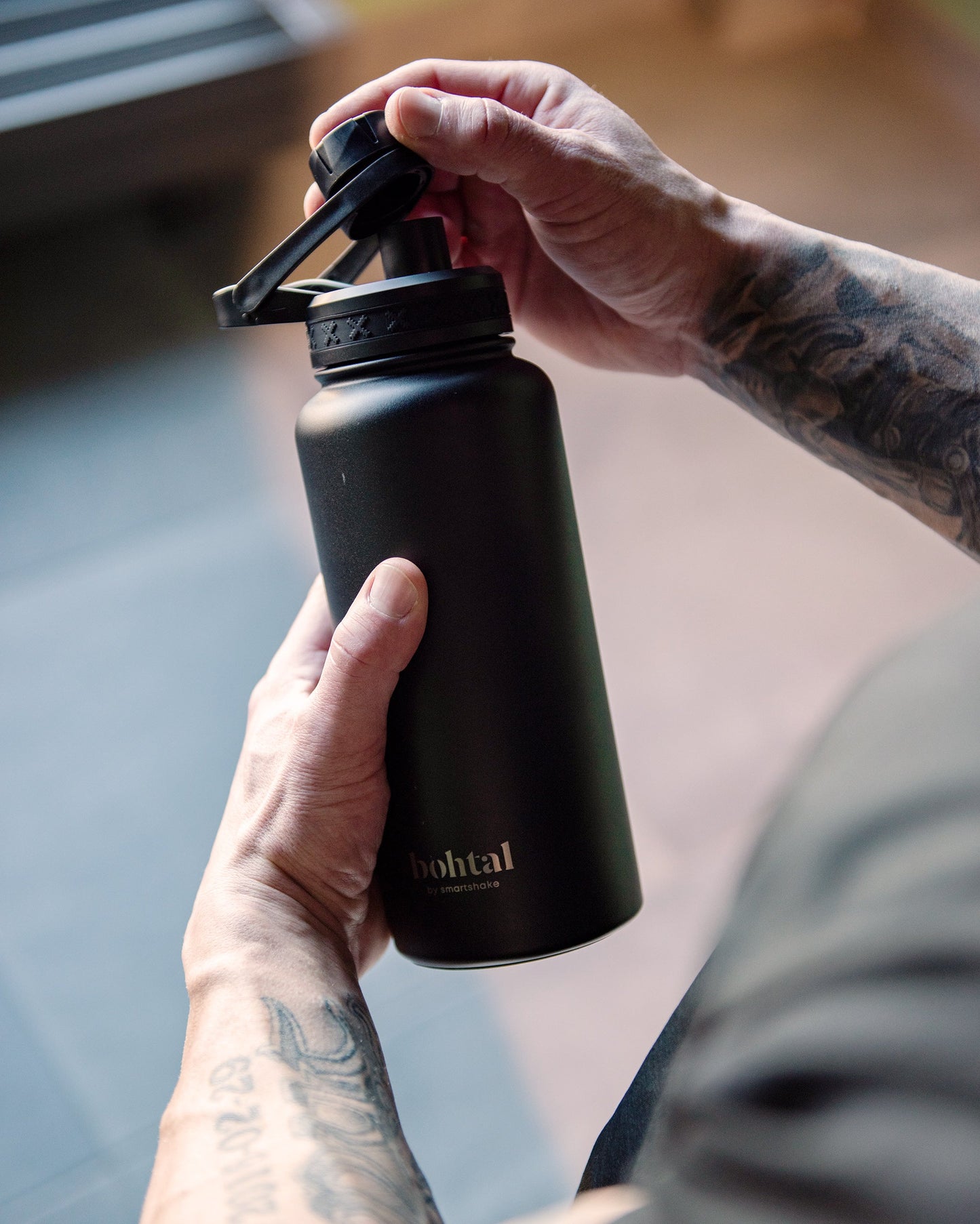bohtal-insulated-sports-bottle-black-n2 Bohtal_Insulated_Sports_Bottle_Black_lifestyle.jpg