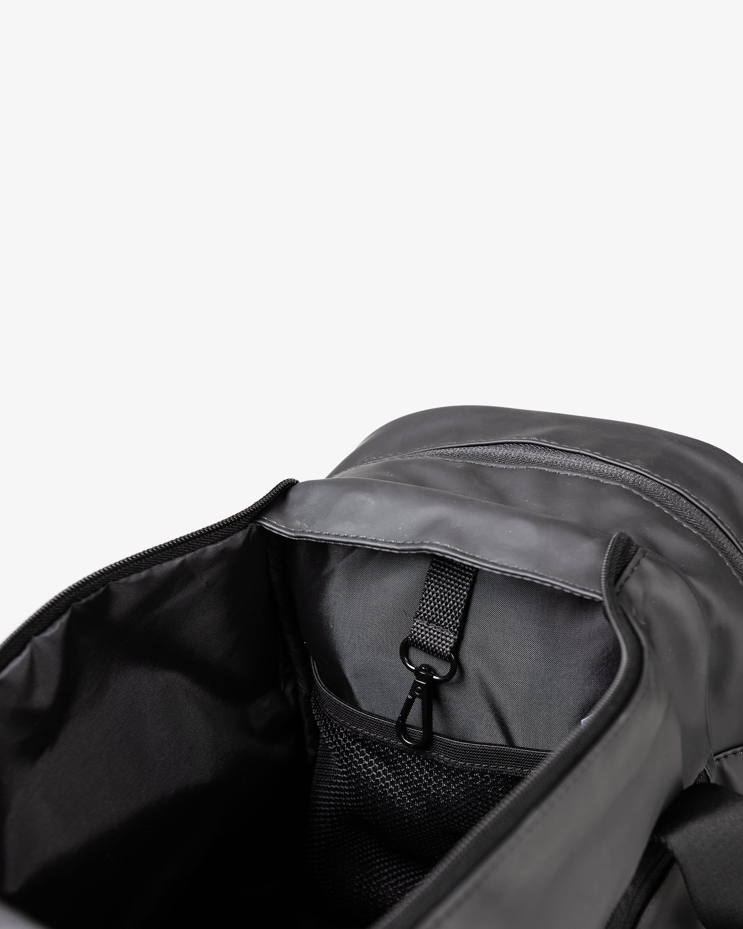 gym-bag-black-r2 Smartshake_GymBag_Black_detail.jpg