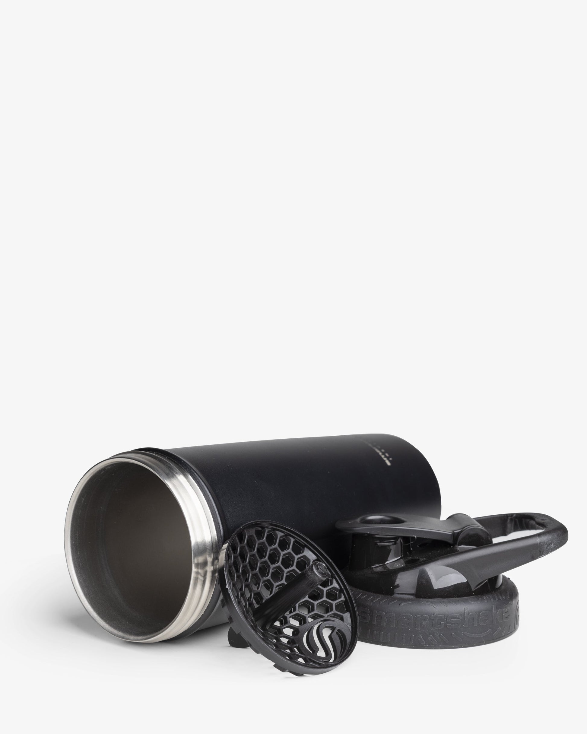 insulated-steel-shaker-black-w5 Smartshake_Insulated_Steel_Black_assambled.jpg