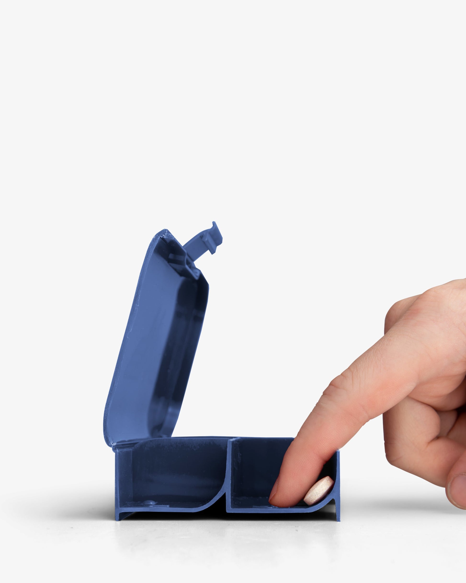 pill-box-organizer-superman-r4 Smartshake_PillBox_Organizer_Superman_curved_pillbox.jpg
