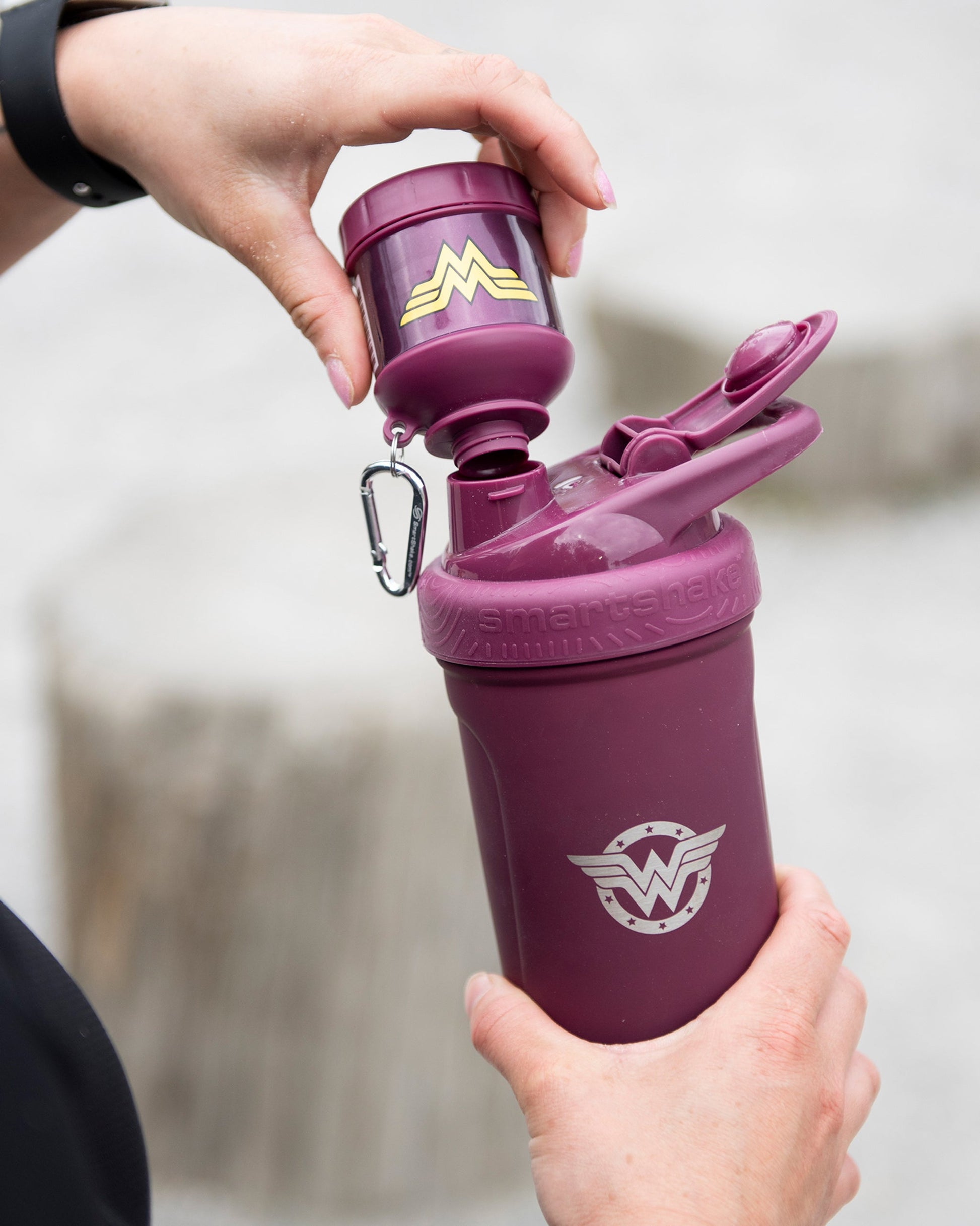 whey2go-funnel-wonder-woman-u4 Smartshake_Whey2Go_Wonderman_Lifestyle.jpg