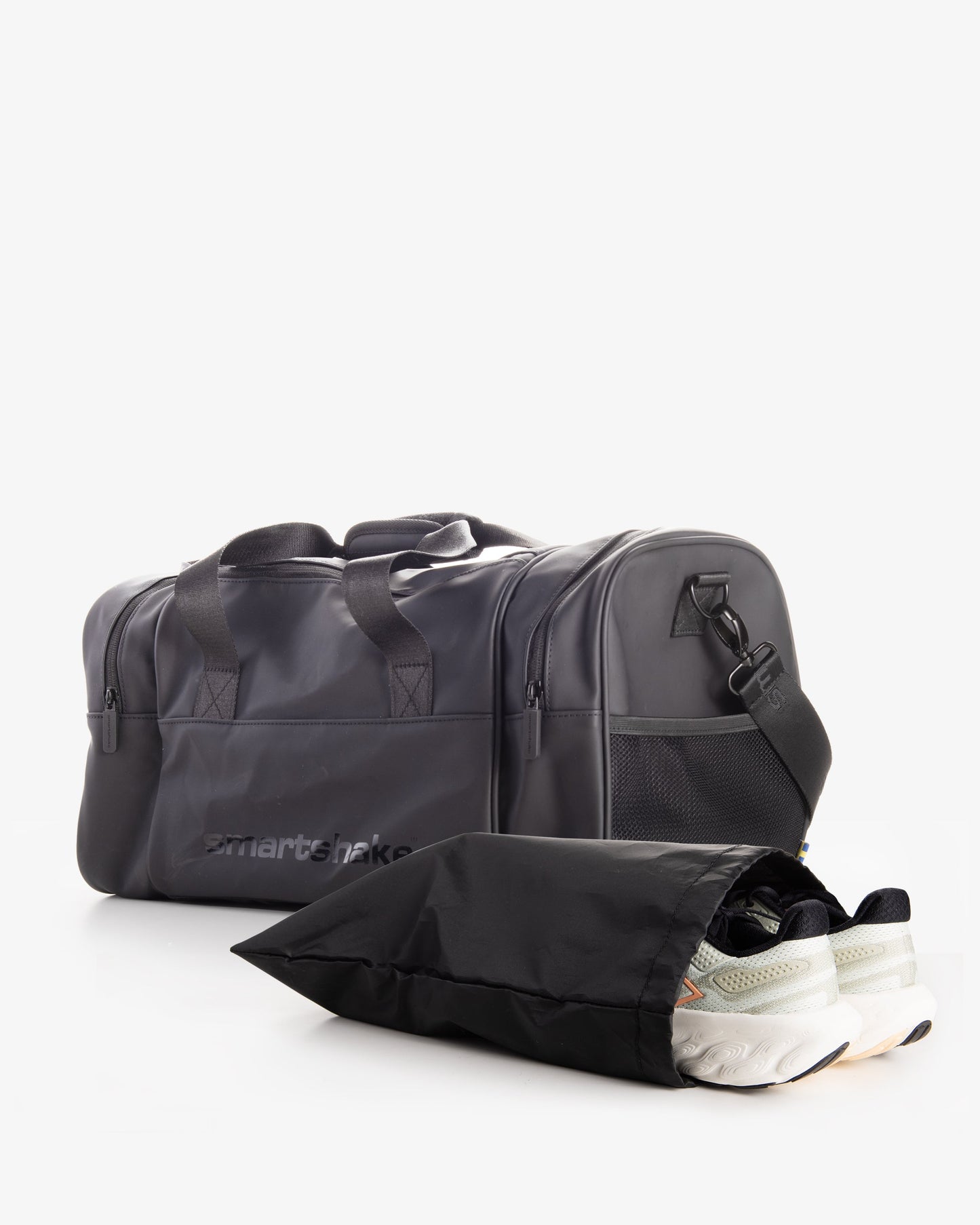 gym-bag-black-r2 Smartshake_gym_bag_Black_unassamled_24a00c8d-f290-45f6-bb42-151f345784ff.jpg